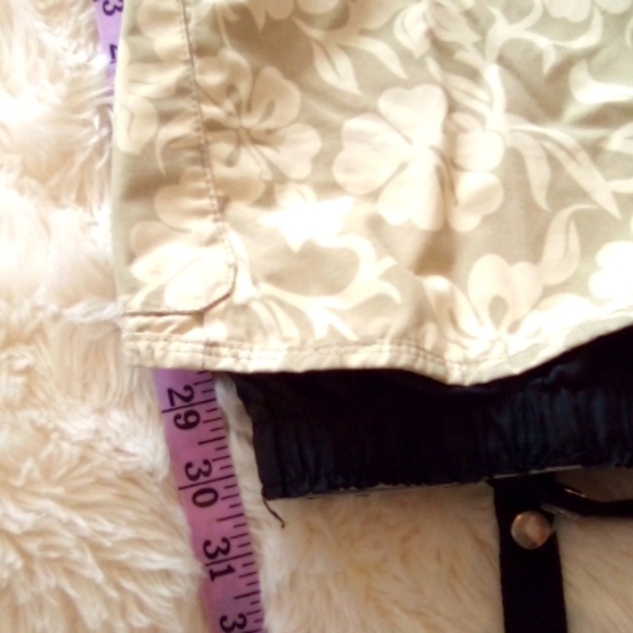 Descente Hawaiian Floral Snowpants Size 4 - Picture 6 of 11